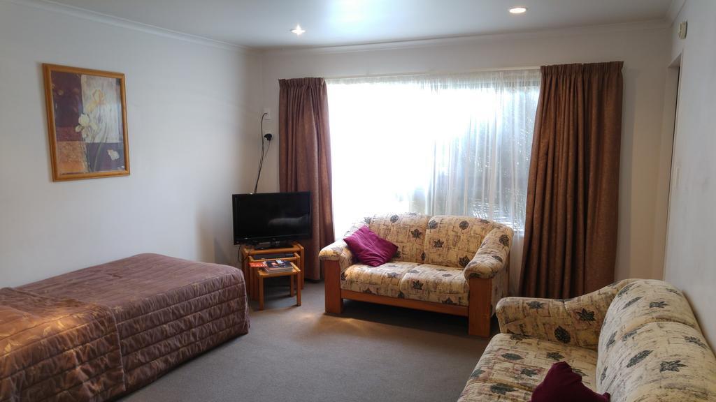 Hobson's Choice Motel